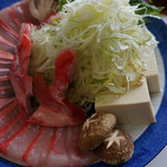 磯料理 一吉 - 葱も野菜もたっぷりです