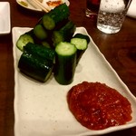 肉山 おおみや - もろきゅう