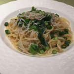 トラットリア ベーネ - しらすオイルパスタ