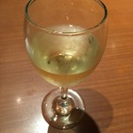 ロイヤルホスト - グラスワイン白