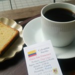 カザーナ・コーヒー - ドリップ（(colombia)）＆レモンのパウンドケーキ（サルドゥバン）