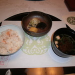 三養荘 - 御飯・味噌汁