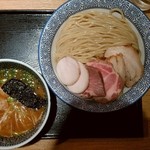 麺屋一燈 - チャーシュー濃厚魚介つけ麺￥1100+特盛り券￥150
