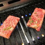 無煙ガスロースターで焼いて行きます♪