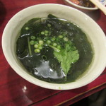 牛大門 - 【ワカメスープ】サービスで頂きました♪
