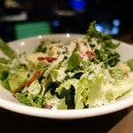 ザ キッチン サルヴァトーレ クオモ - カリカリベーコンとアボカドサラダ レギュラー