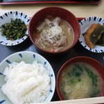 かしわや - もつ煮定食￥８５０