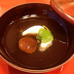 Hoterufujitanara - 煮物
                      ：清汁仕立て　～油目葛叩き　椎茸　菜の花　柚子