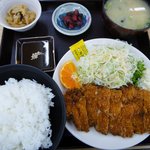 つるや食堂 - チキンカツ定食