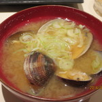 鮨 なかや - アサリの味噌汁