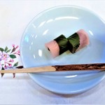 山玄茶 - 桜の葉で巻かれた『桜餅』～♪( ^o^)ﾉ