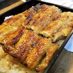 延喜寿し - 延喜寿しのウナギは大きくて脂乗ってるよ♡最近入れた高額な焼き台は優れもの(^^♪身から出る細かい気泡を見ながら焼く技術が素晴らしい