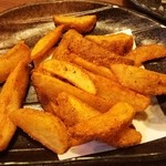 居酒屋ビッグ - スパイシーポテト