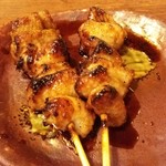 居酒屋ビッグ - 鶏皮たれ