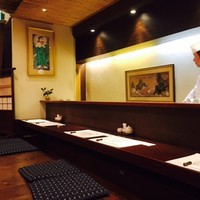 神泉いちのや - カウンターで過ごすのも小粋！