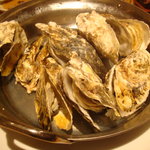 Hachiuta - 牡蠣の酒蒸し
