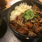 西宮肉劇場 - 黒毛和牛丼 [並]＝¥980