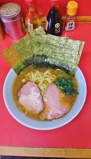 Hasegawaya - ラーメン700円麺硬め。海苔増し100円。