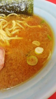 Hasegawaya - 醤油感の強いスープ。