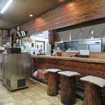 めしや天狗 - 店内