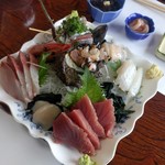 磯料理 一吉 - お刺身3000円分全貌