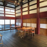 早苗饗 - 食堂内