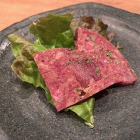 炭火焼肉 なかはら - 牛のサラミ