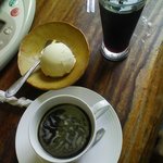 森牧場 - 食後のコーヒーとバニラアイス。