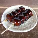 だんご屋 - 黒蜜団子