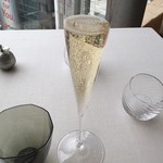 エスキス - グラスシャンパン