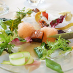 レストラン タテル ヨシノ 銀座 - 季節の野菜 モネの庭園をイメージして 