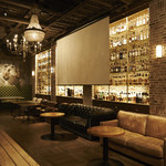 TOKYO Whisky Library - 