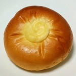 バンビー - クリームパン（90円）