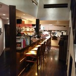 ペルー料理 bepocah - オシャレな店内