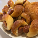 粉とクリーム - これを組んず解れつという。