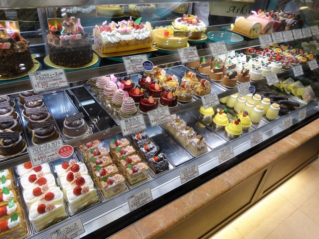 湘南 平塚 発信 洋菓子店の優等生 By 湘南の宇宙 葦 藤沢ルミネ店 Ashi 藤沢 ケーキ 食べログ