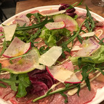 俺のイタリアン - 炙り牛のカルパッチョ 1180円