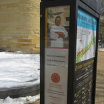 Mitsitam Native Foods Café - シェフの顔が案内板にも