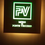 モード ディ ポンテベッキオ - エントランス