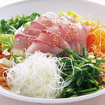 敦煌名物鮮魚のまぜまぜサラダ(大）2,550円（税抜）