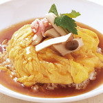 蟹爪あんかけ天津飯1１00円（税抜）