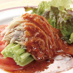 蒸し鶏の胡麻ソースかけ850円（税抜）