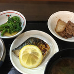 ささら - 菜花からし和え 豚味噌 サバ塩焼き