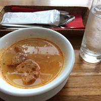 バル デ エスパーニャ ムイ 東京店 - ランチのスープ
