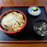 南天 - カツ丼（800円）
