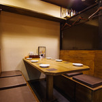 h Tempura Sakanabasashi Don Kusukusu - 半個室ﾃｰﾌﾞﾙ席　2~6名様