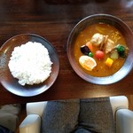 Mogu - チキンと野菜