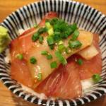 寿製麺 よしかわ - 鰤丼。