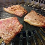 大衆肉料理 大幸 - レアで焼いてね。