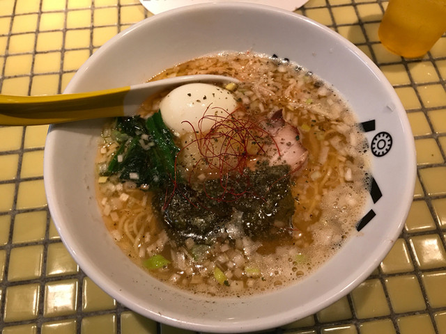 Pineapple Ramen at Papapapapine in Machida, Tokyo